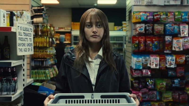 ella-purnell-sweetpea-6690e3490ac12.jpeg